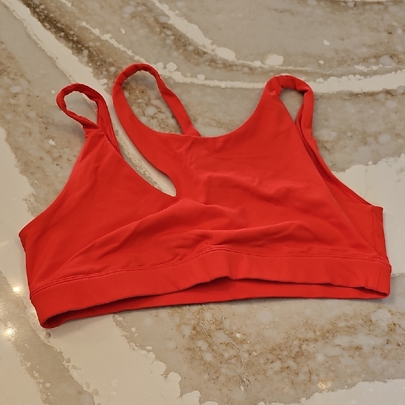 ALO Yoga Women's Red Sports Bra - Picture 2 of 4